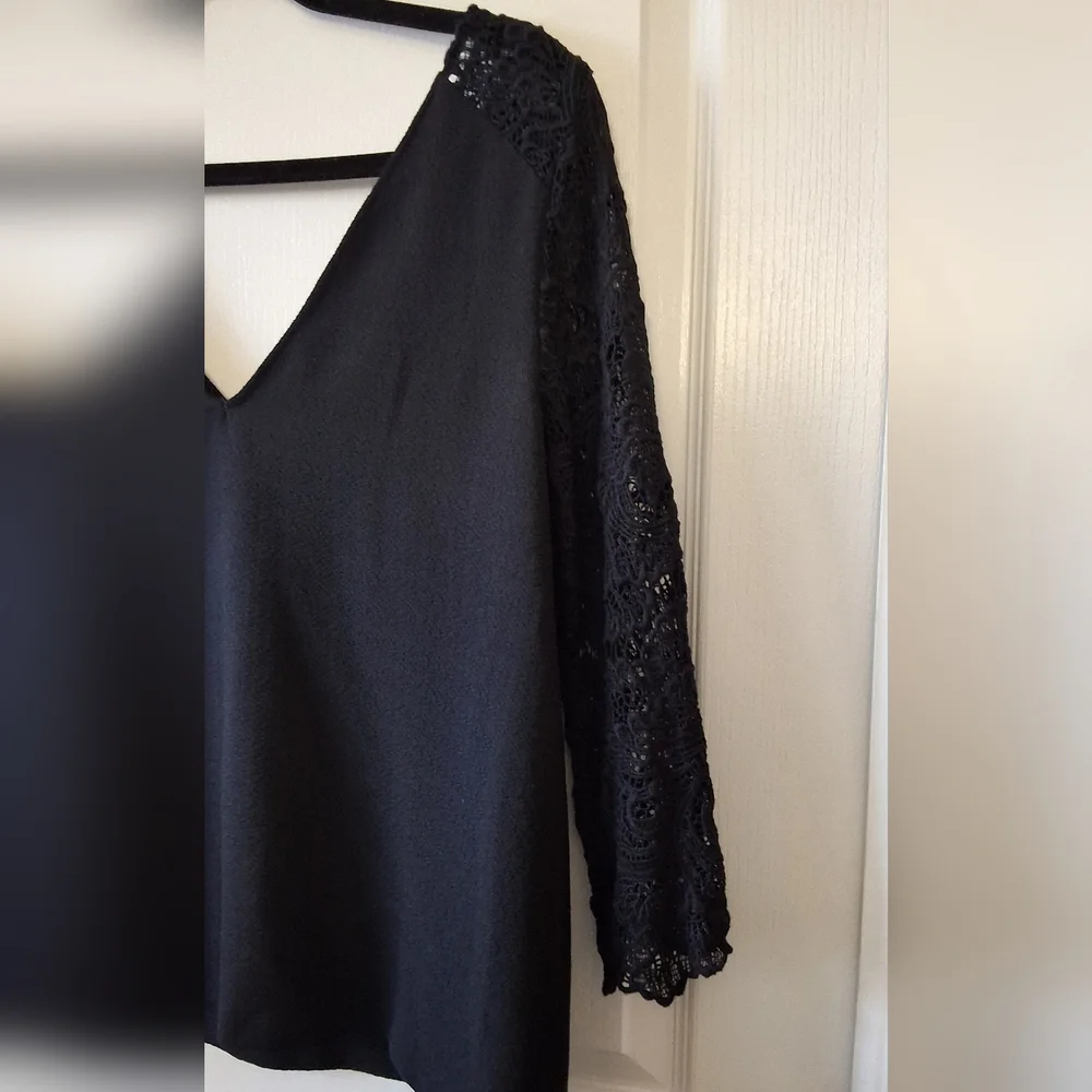 Sezane Black Lace Sleeve Blouse - Picture 10 of 15